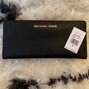 Michael Kors Jet Set Slim Wallet